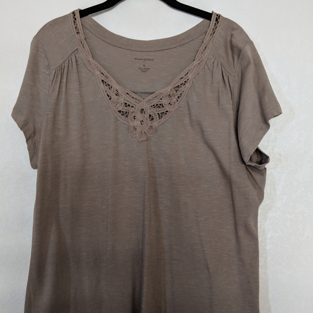 Banana Republic t-shirt